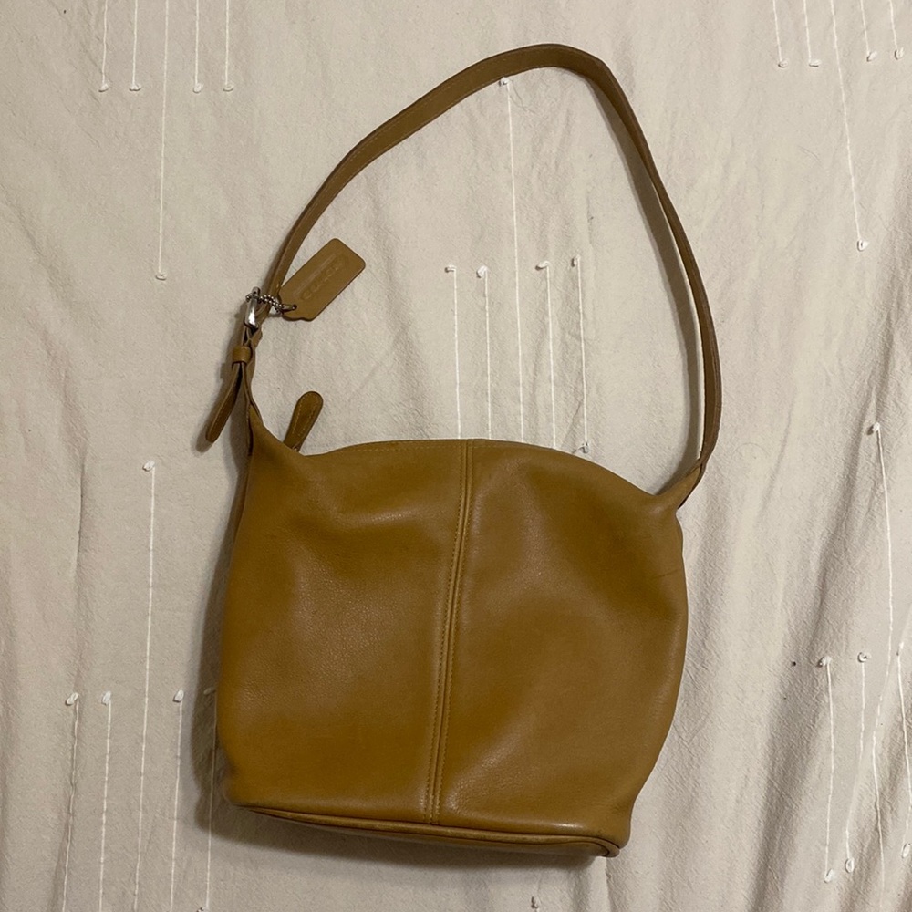 Coach Vintage Signature Buckle Strap Bucket Bag